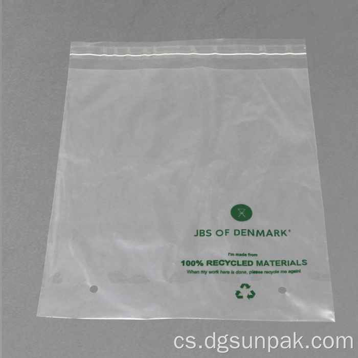 100% recyklovaný obal oděvu GRS varovný vak na udušení